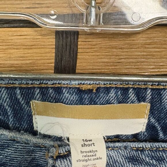 Maurices Brooklyn Relaxed Straight Ankle Jeans Size 16W Short - Picture 7 of 9